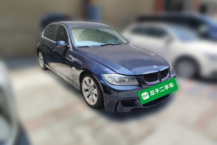 Used BMW 3 Series 2008 325i 6MT Front Right 45 Deg