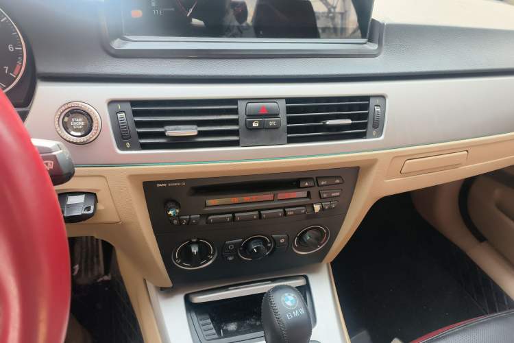 Used BMW 3 Series 2008 320i Active Edition Audio And AC Panel