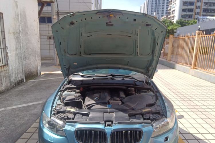 Used BMW 3 Series 2009 330i two-door coupe Engine Bay