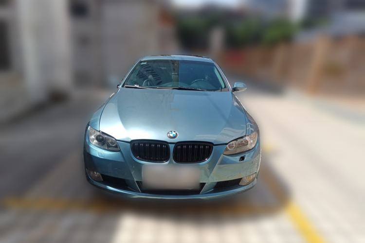 Used BMW 3 Series 2009 330i two-door coupe Front