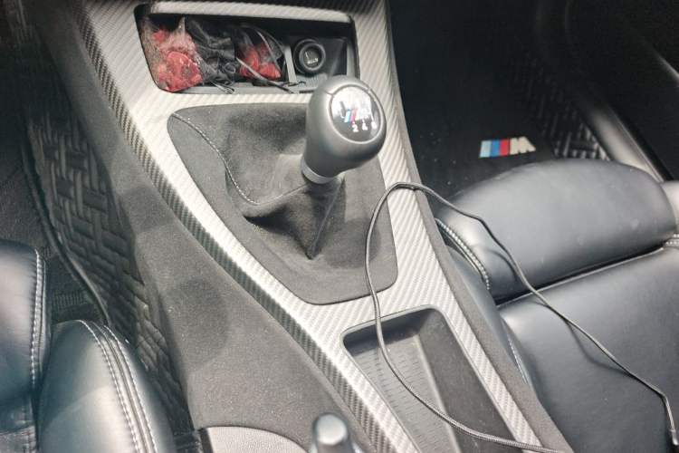 Used BMW 3 Series 2009 325i MT Elegant Edition Gear Lever