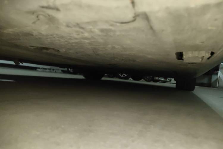 Used BMW 3 Series 2009 325i two-door coupe Chassis Front Left
