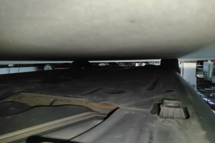 Used BMW 3 Series 2009 325i two-door coupe Chassis Rear Left