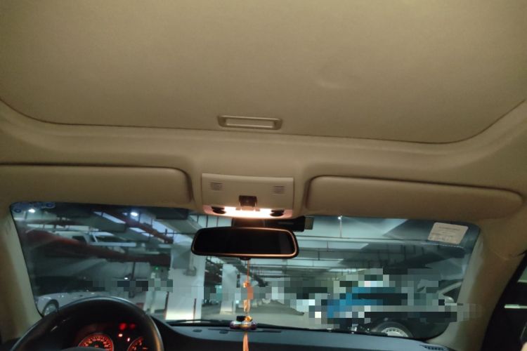 Used BMW 3 Series 2009 325i two-door coupe Headliner