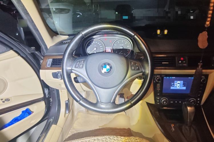 Used BMW 3 Series 2009 325i Sport Edition Steering Wheel