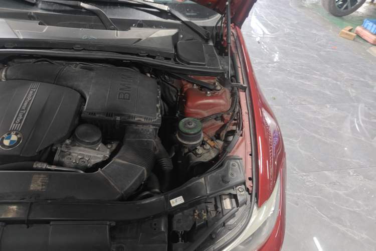 Used BMW 3 Series 2009 335i Engine Bay Left