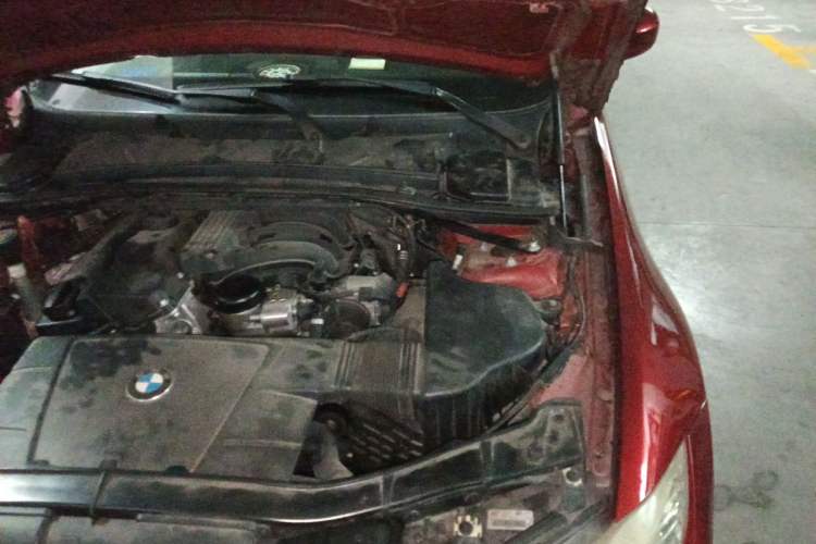 Used BMW 3 Series 2009 318i Leading Model Engine Bay Left