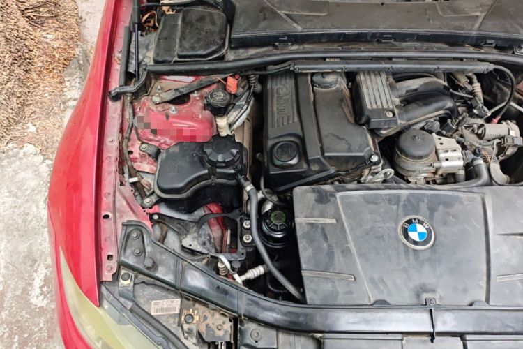 Used BMW 3 Series 2009 318i Active Edition Engine Bay Right