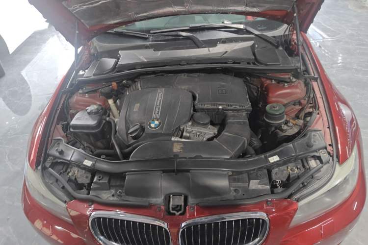 Used BMW 3 Series 2009 335i Engine Bay