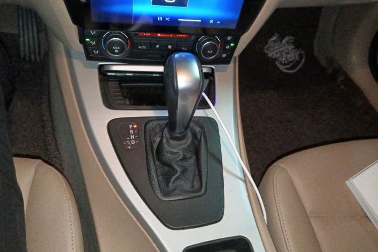 Used BMW 3 Series 2009 318i Leading Model Gear Lever