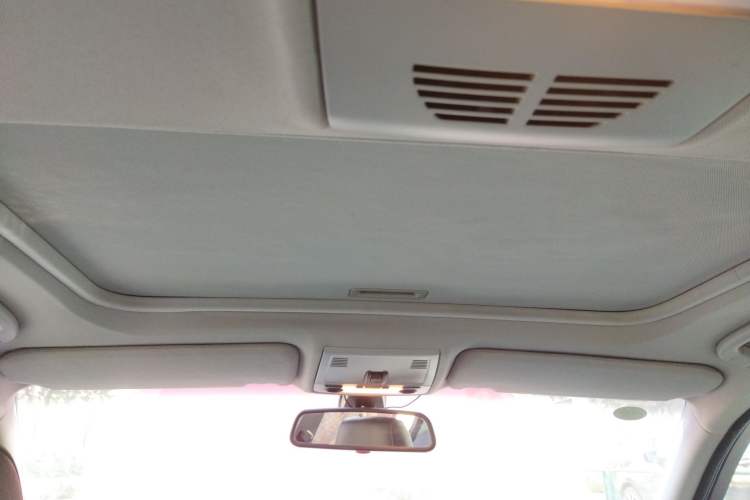 Used BMW 3 Series 2009 320i Luxury Edition Headliner