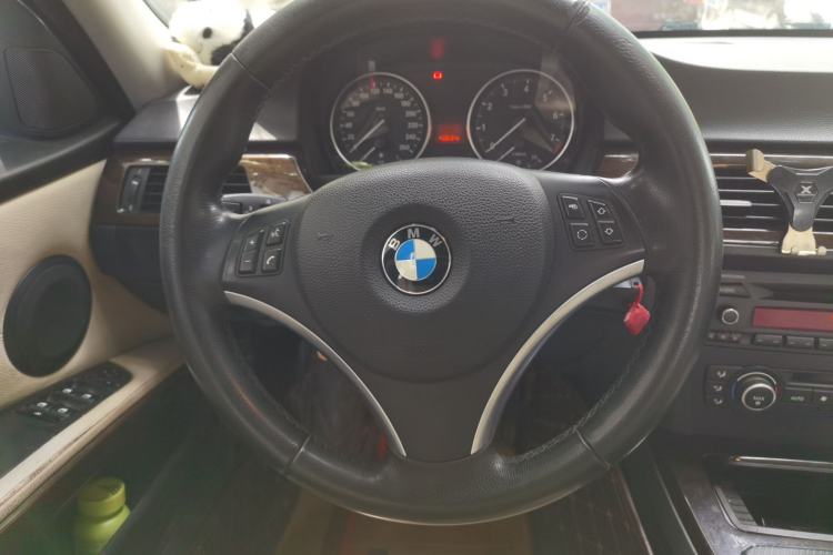 Used BMW 3 Series 2009 325i Sport Edition Steering Wheel
