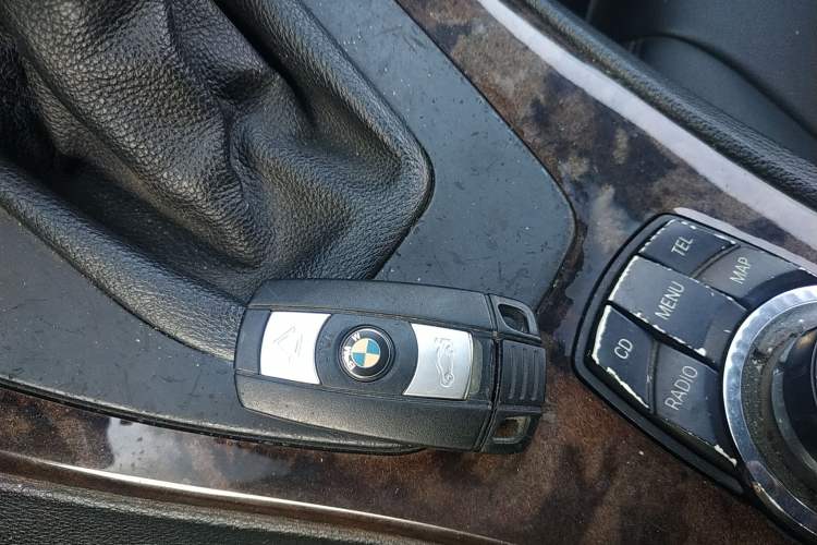 Used BMW 3 Series 2009 330i Convertible Coupe Vehicle Key
