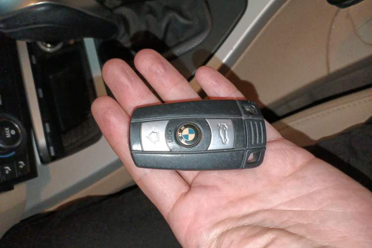 Used BMW 3 Series 2009 318i Leading Model Vehicle Key