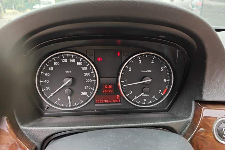Used BMW 3 Series 2009 320i Luxury Edition Instrument Cluster