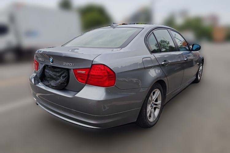 Used BMW 3 Series 2009 320i Luxury Edition Rear Right 45 Deg