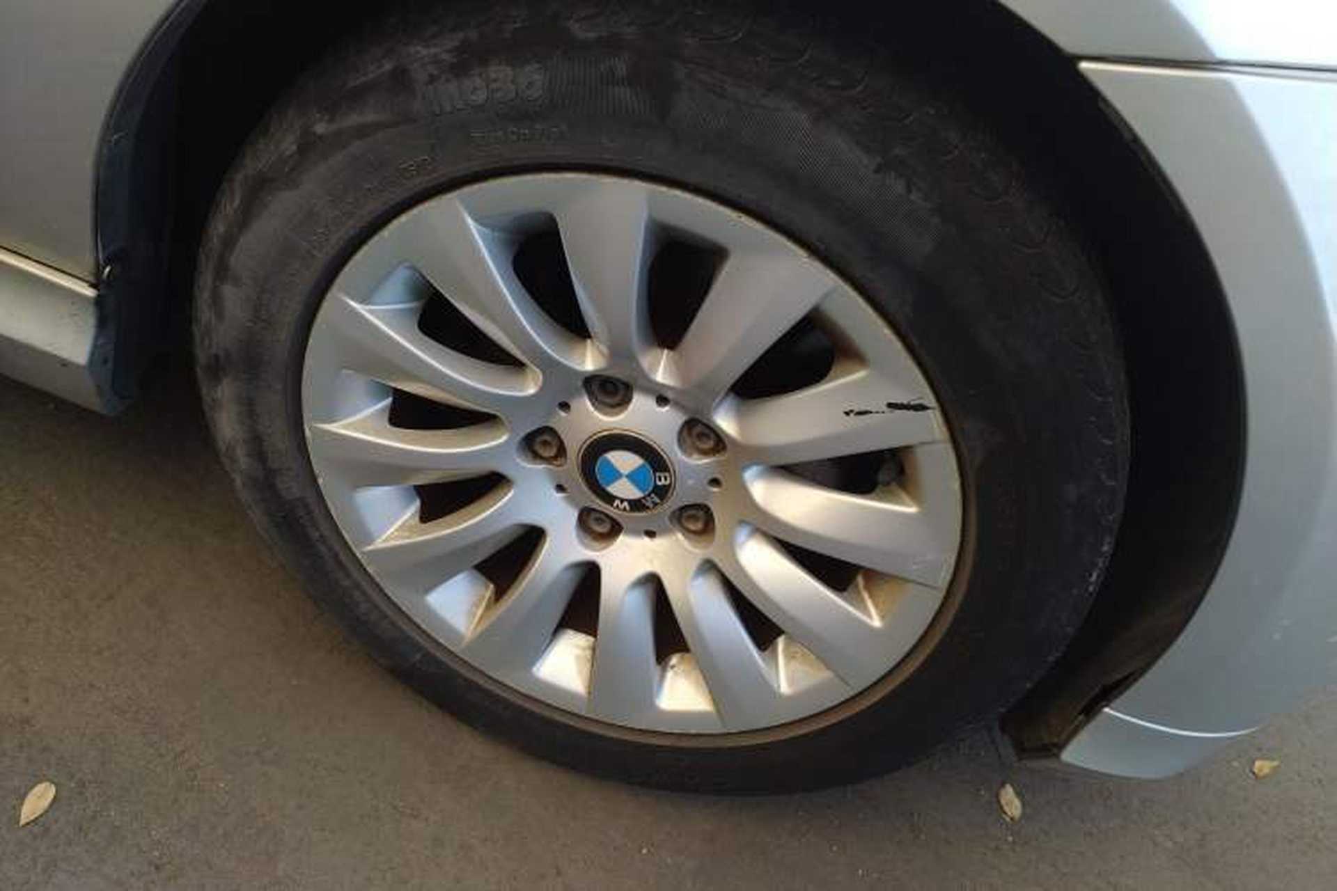 Used BMW 3 Series 2009 318i Leading Model Right Front Wheel Hub