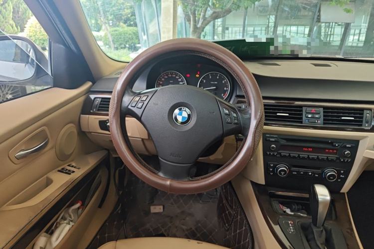 Used BMW 3 Series 2009 320i Sport Edition Steering Wheel