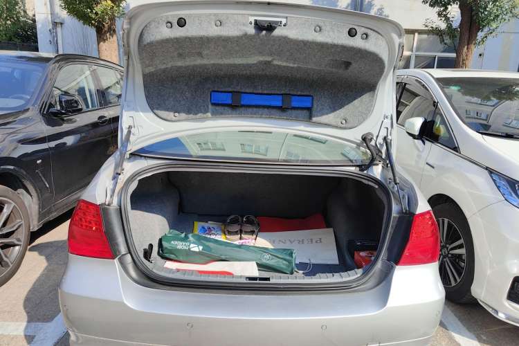 Used BMW 3 Series 2009 318i Leading Model Trunk