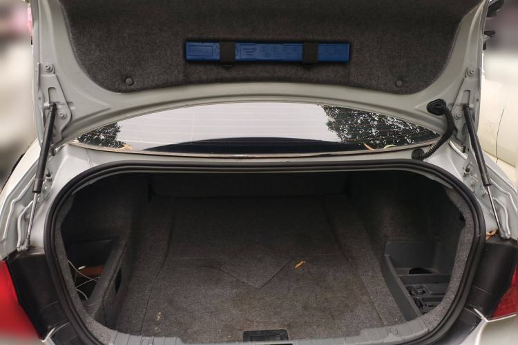 Used BMW 3 Series 2009 320i Sport Edition Trunk