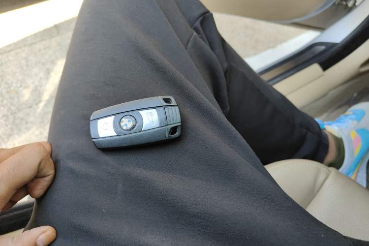 Used BMW 3 Series 2009 318i Leading Model Vehicle Key