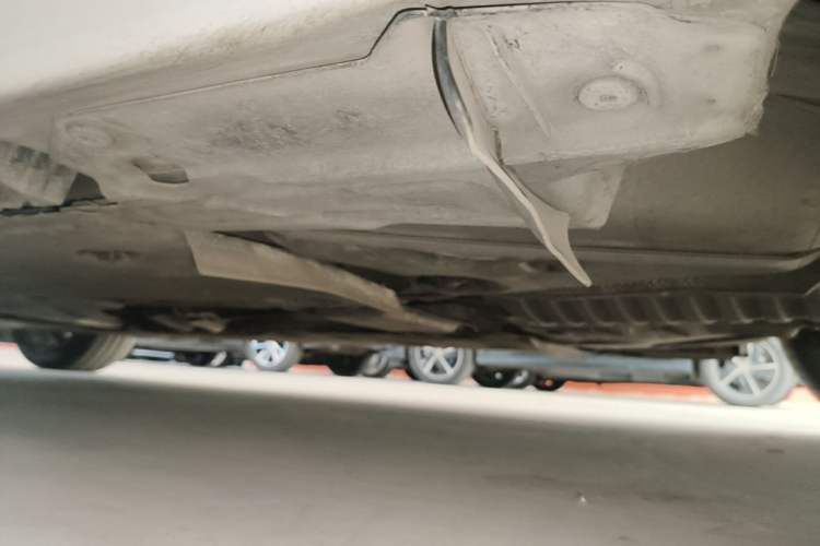 Used BMW 3 Series 2009 325i Luxury Edition Chassis Rear Left