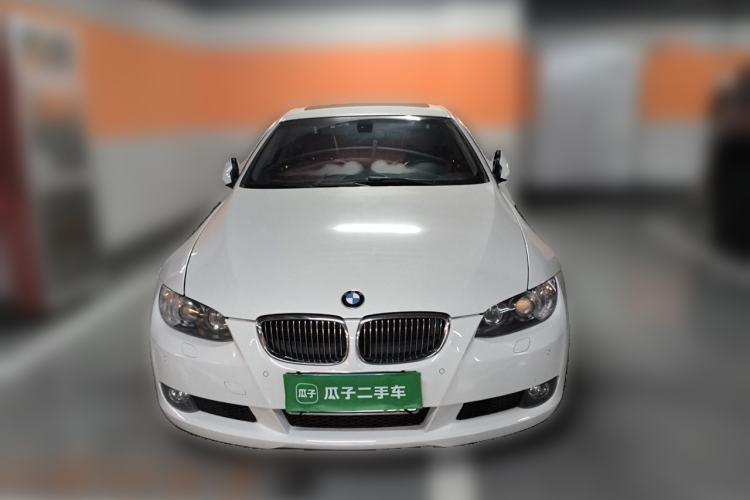 Used BMW 3 Series 2009 330i two-door coupe Front