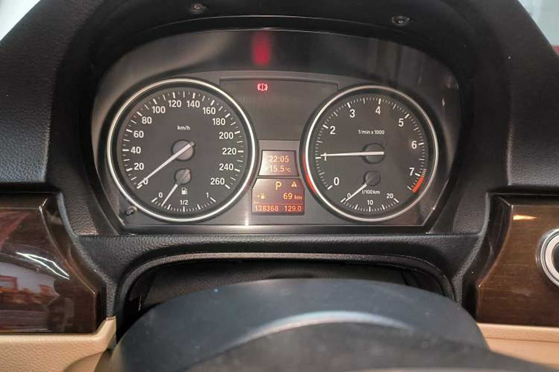 Used BMW 3 Series 2009 325i Sport Edition Instrument Cluster