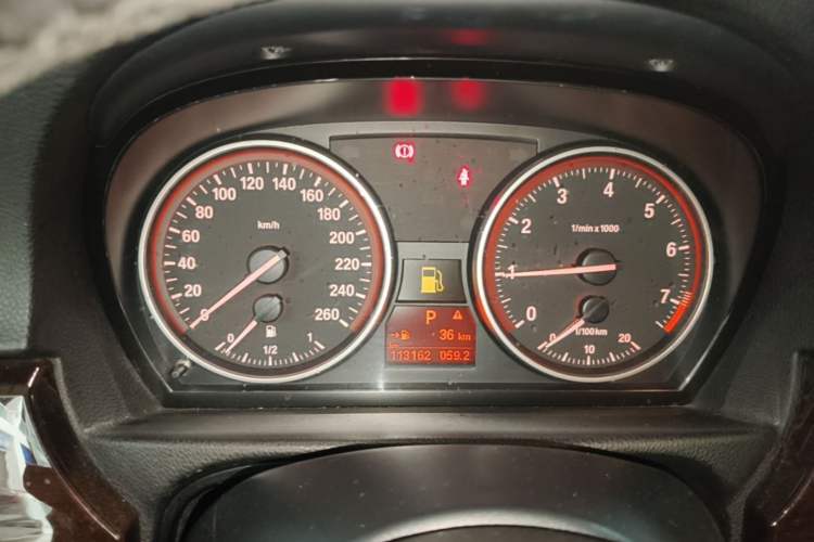 Used BMW 3 Series 2009 325i Luxury Edition Instrument Cluster