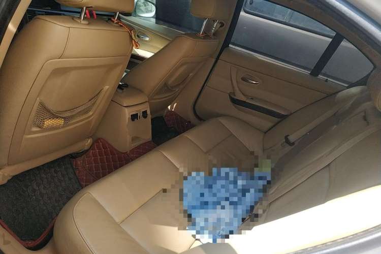 Used BMW 3 Series 2009 320i Luxury Edition Left Rear Seat