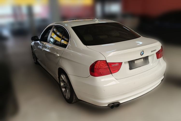Used BMW 3 Series 2009 325i Luxury Edition Rear Left 45 Deg