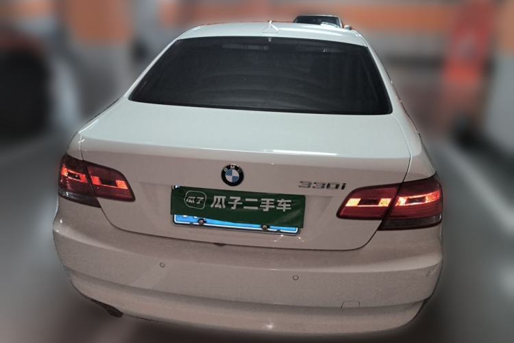 Used BMW 3 Series 2009 330i two-door coupe Rear