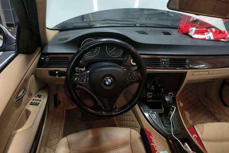 Used BMW 3 Series 2009 325i Sport Edition Steering Wheel