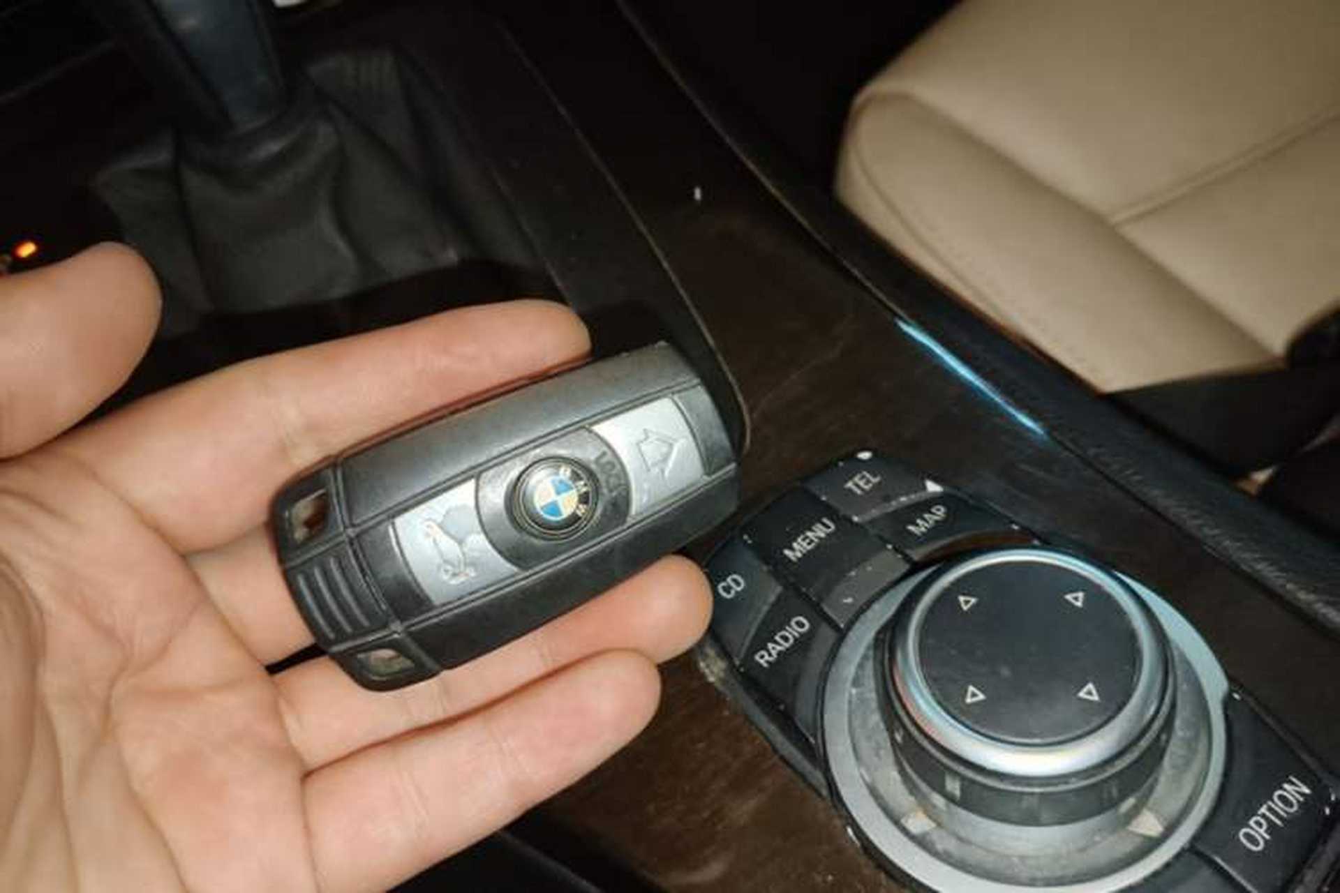 Used BMW 3 Series 2009 325i Luxury Edition Vehicle Key