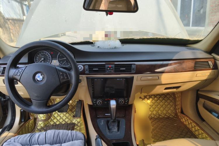 Used BMW 3 Series 2009 318i Active Edition Center Console