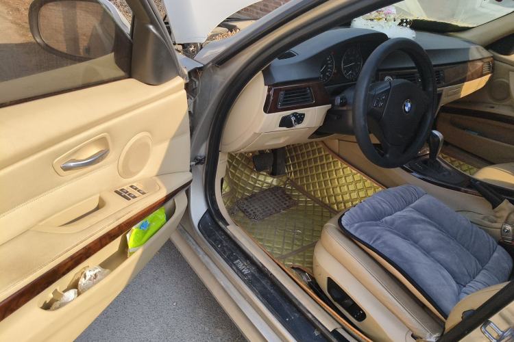 Used BMW 3 Series 2009 318i Active Edition Driver Seat