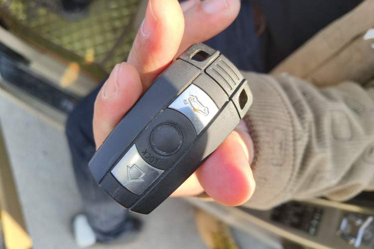 Used BMW 3 Series 2009 318i Active Edition Vehicle Key