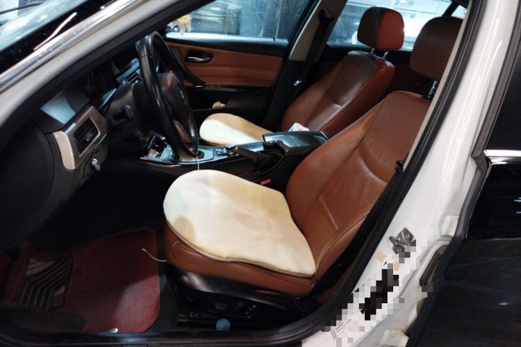Used BMW 3 Series 2010 320i Luxury Model Left Front Seat