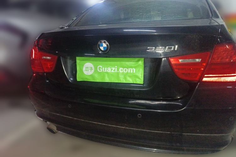 Used BMW 3 Series 2010 320i Luxury Model Rear