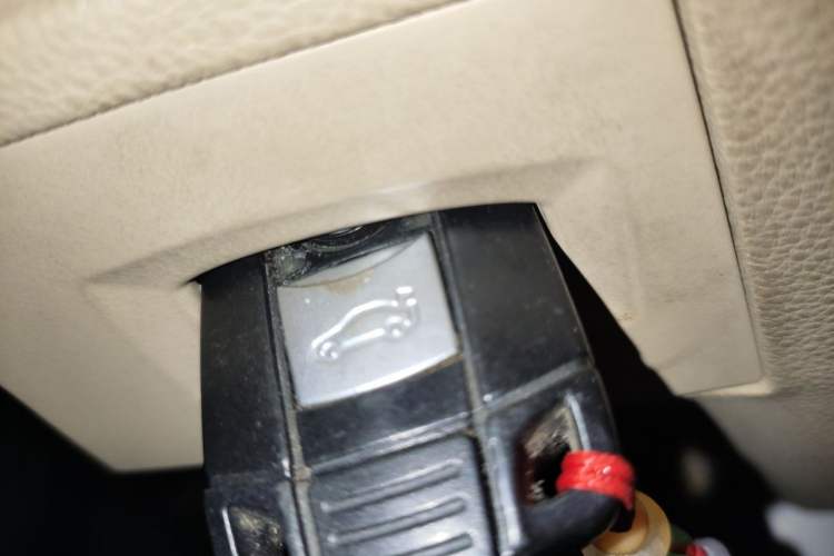 Used BMW 3 Series 2010 318i Leading Model Vehicle Key