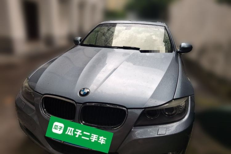 Used BMW 3 Series 2010 320i Luxury Model Front