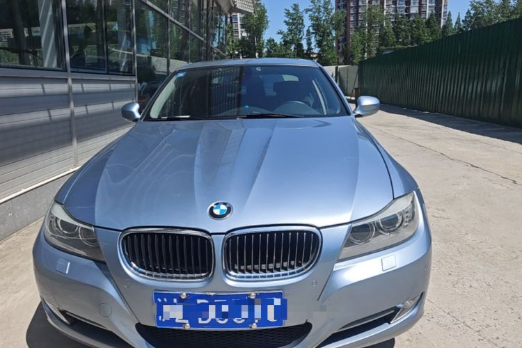 Used BMW 3 Series 2010 320i Luxury Model Front