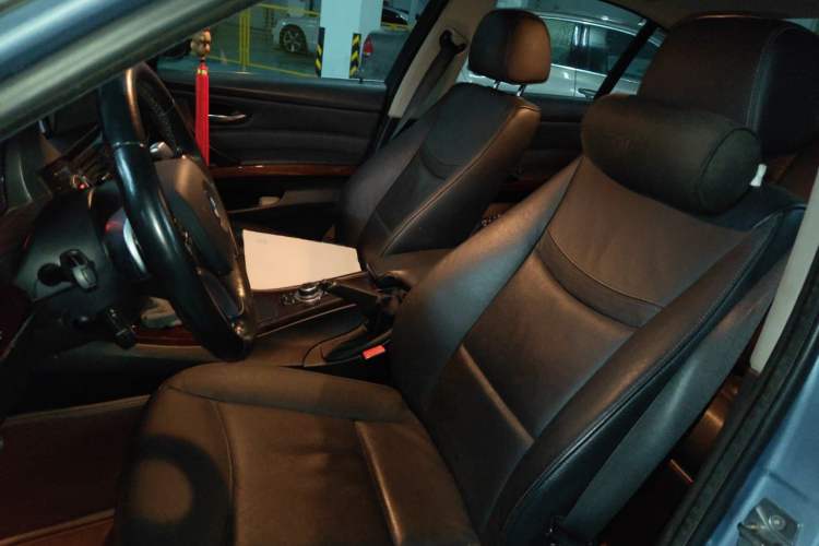 Used BMW 3 Series 2010 325i Luxury Model Left Front Seat