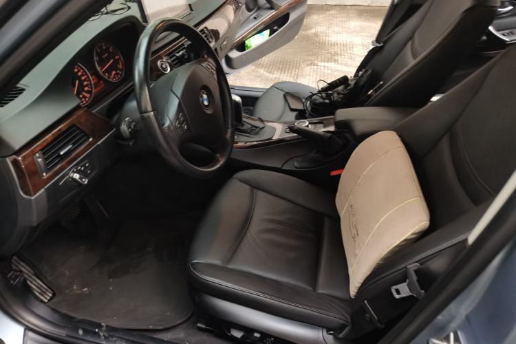 Used BMW 3 Series 2010 320i Luxury Model Left Front Seat