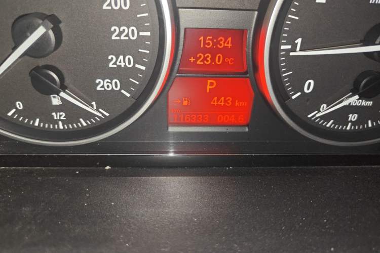 Used BMW 3 Series 2010 325i Luxury Model Odometer Close Up