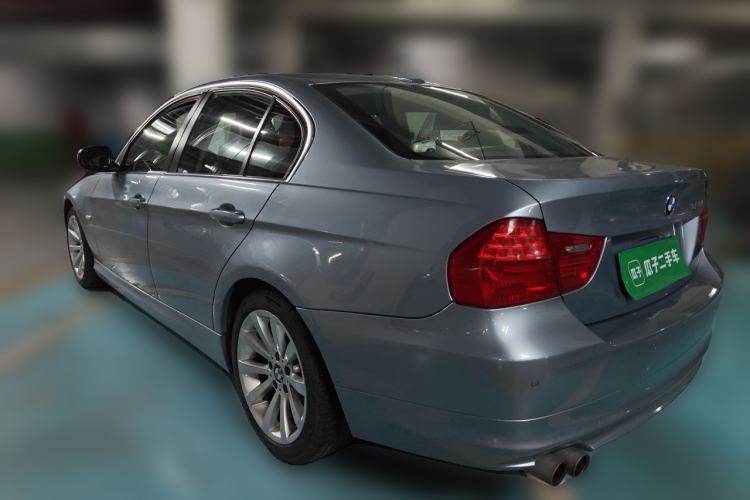 Used BMW 3 Series 2010 325i Luxury Model Rear Left 45 Deg