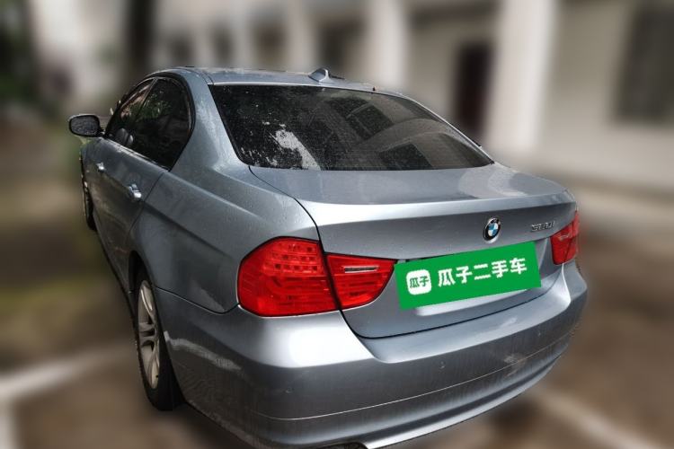 Used BMW 3 Series 2010 320i Luxury Model Rear Left 45 Deg