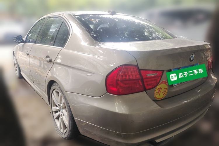 Used BMW 3 Series 2010 320i Luxury Edition Rear Left 45 Deg