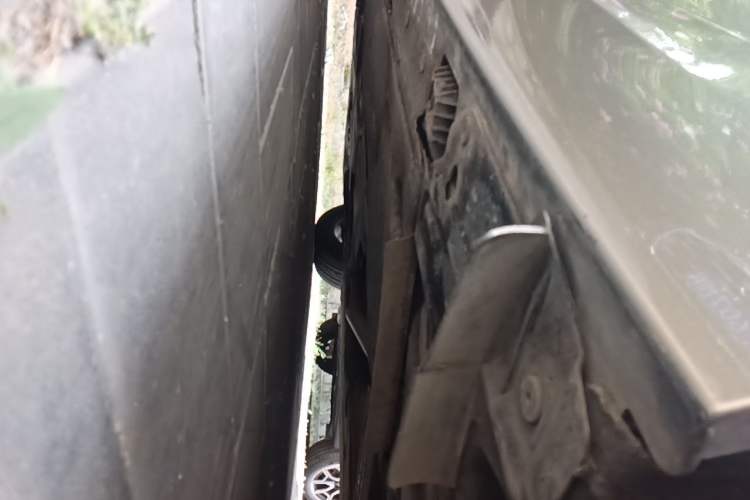 Used BMW 3 Series 2010 320i Sport Edition Chassis Rear Left