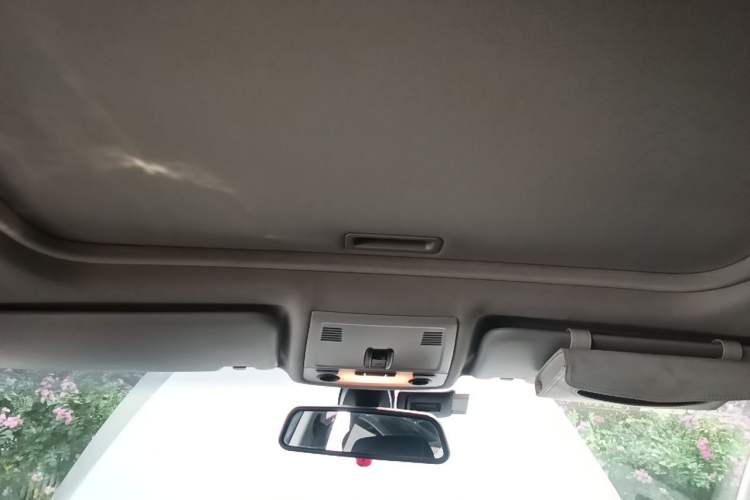 Used BMW 3 Series 2010 320i Sport Edition Headliner